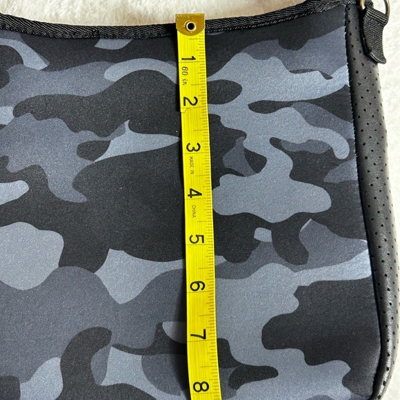 HAUTE SHORE Camouflage Crossbody Bag - Black and Gray Tones - Picture 5 of 13